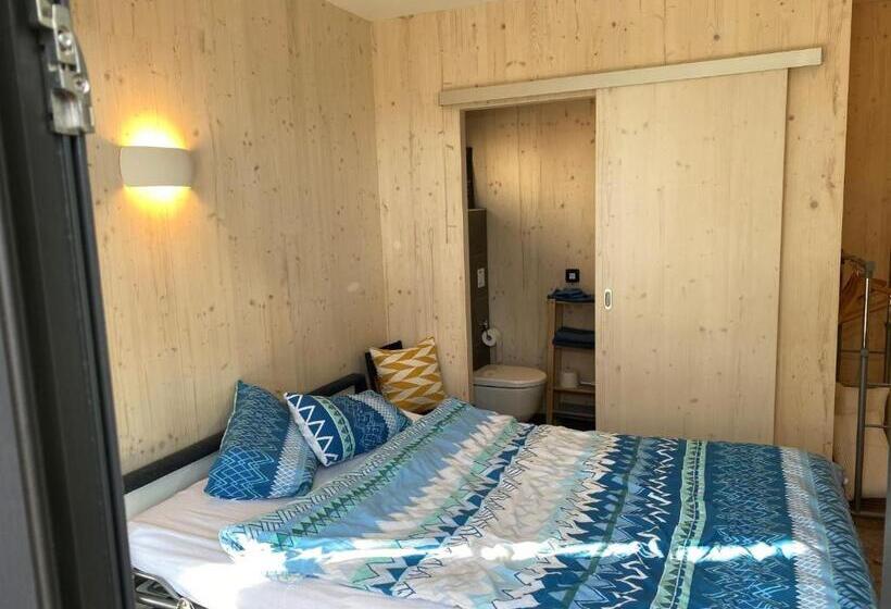 مبيت وإفطار Auf Wolke 7   Gäste Studio Im Mini House In Ch 4556 Aeschi So