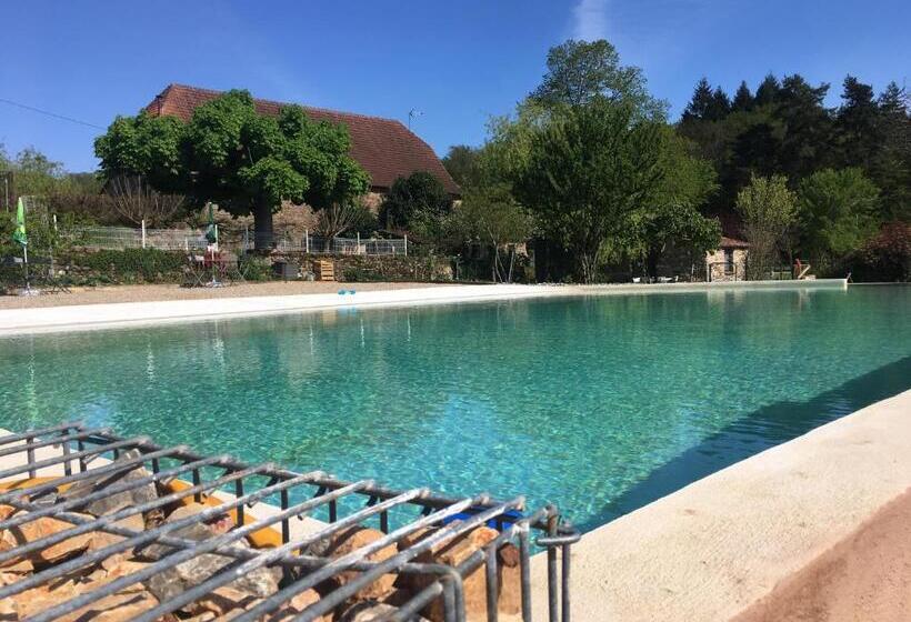 Отель Gîtes Des Ecuries De Saint Maurice