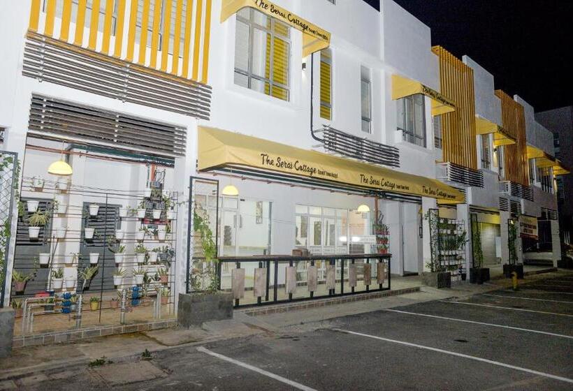 ホテル The Serai Cottage Downtown