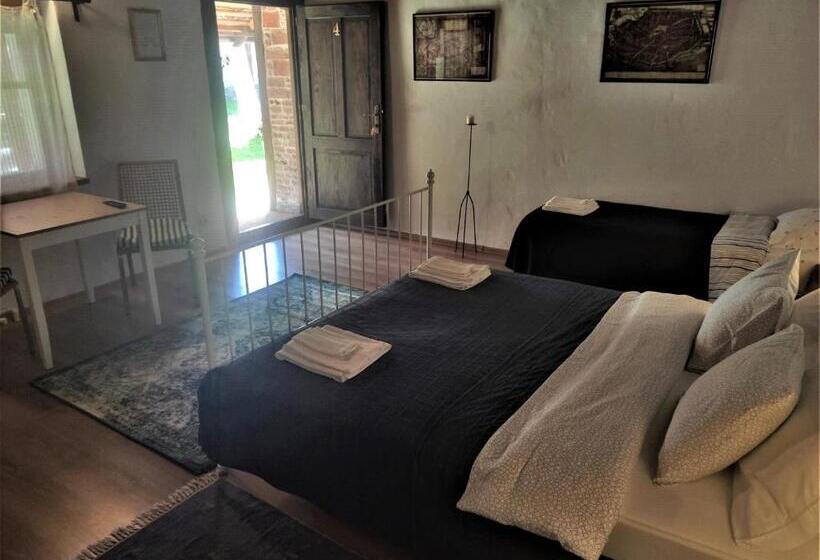 بنسيون Casa Marta
