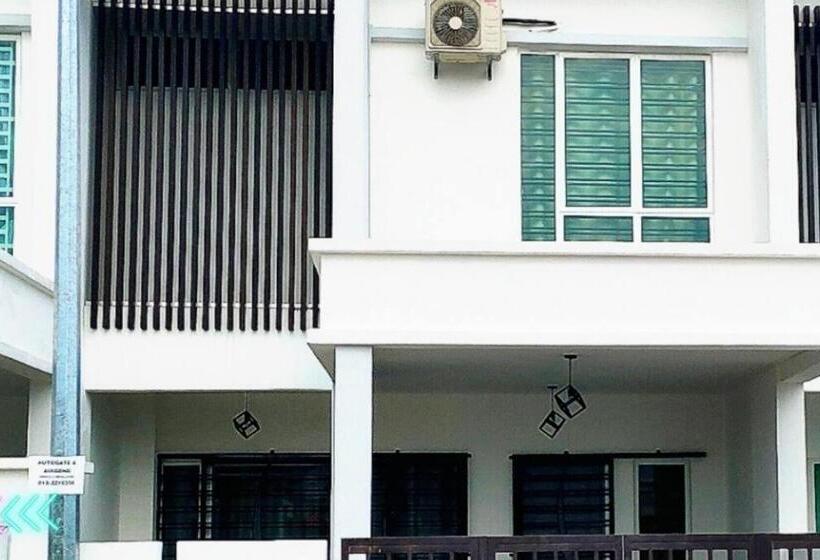 膳宿费 Naira Homestay Kota Bharu ,wakaf Che Yeh 4 Bilik 3 Aircond