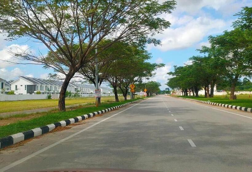 膳宿费 Naira Homestay Kota Bharu ,wakaf Che Yeh 4 Bilik 3 Aircond