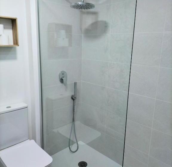 بنسيون Valencia Beach Room With Private Bathroom Coliving