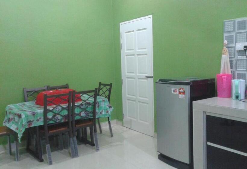 住宿加早餐  Tok Ayah Homestay Transit Room