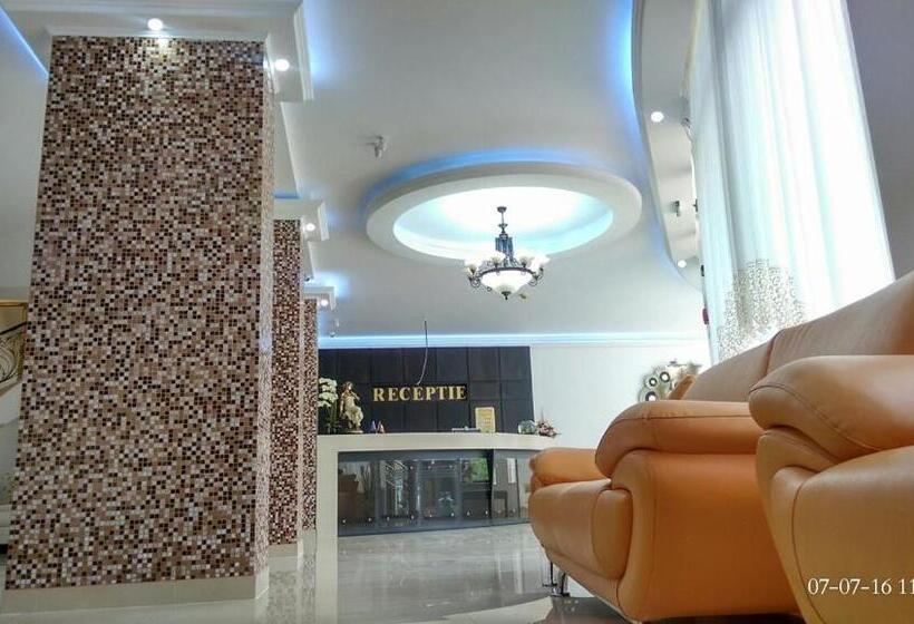 هتل Evia