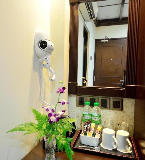 هتل Kooler Inn
