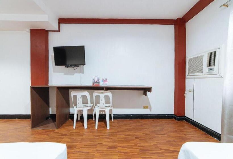 فندق Reddoorz At Nirvana Pension House