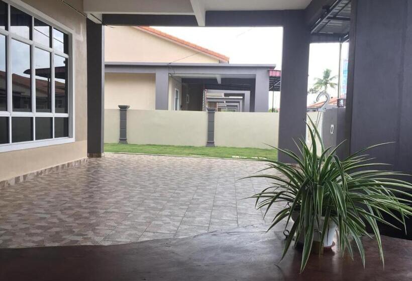 پانسیون Ana Guest House Jalan Airport Kuantan