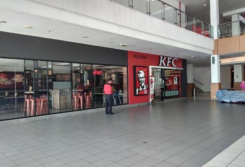 Pensão Azfa Duplex Suite At De Centrum Putrajaya Bangi Free Wifi