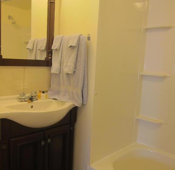 تختخواب و صبحانه Summers Country Inn