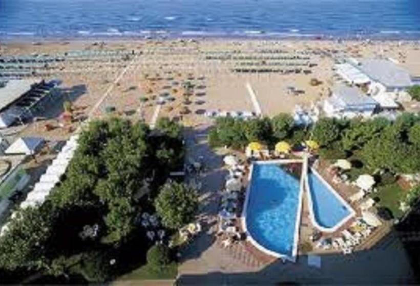 فندق Atene Albergo Riccione
