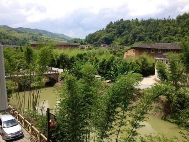 Pension Longyan Yongding Tulou Mengtian Inn