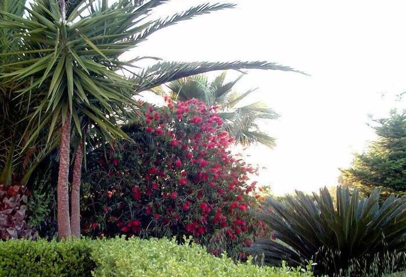 ベッドアンドブレックファースト Casa Karina Sun&pool&relax