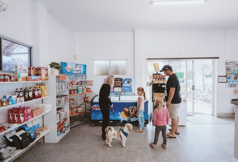 Big4 Breeze Holiday Parks   Bargara