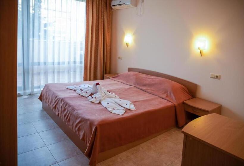 هتل Apartment Tourist Complex Rose Village