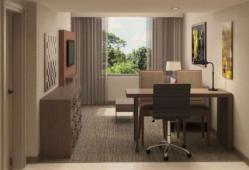 Отель Embassy Suites By Hilton Berkeley Heights