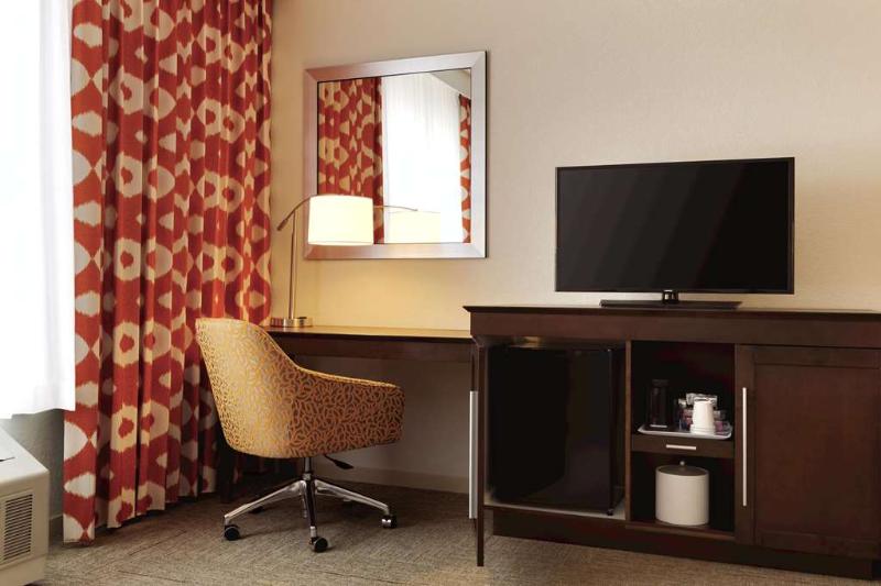 酒店 Hampton Inn St Albans