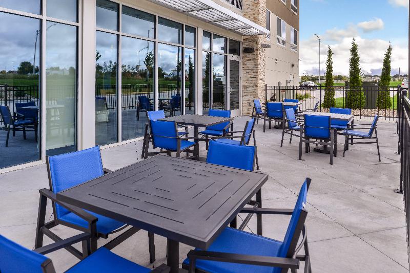 בית מלון כפרי Holiday Inn Express & Suites   Kansas City   Lee S Summit, An Ihg