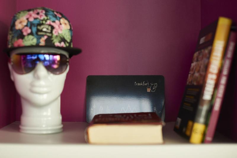 호텔 Moxy Frankfurt Airport