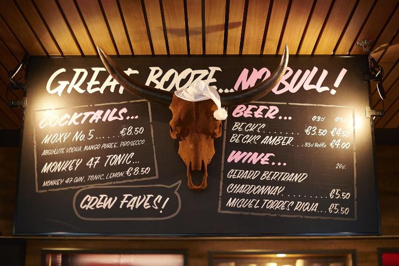 호텔 Moxy Frankfurt Airport