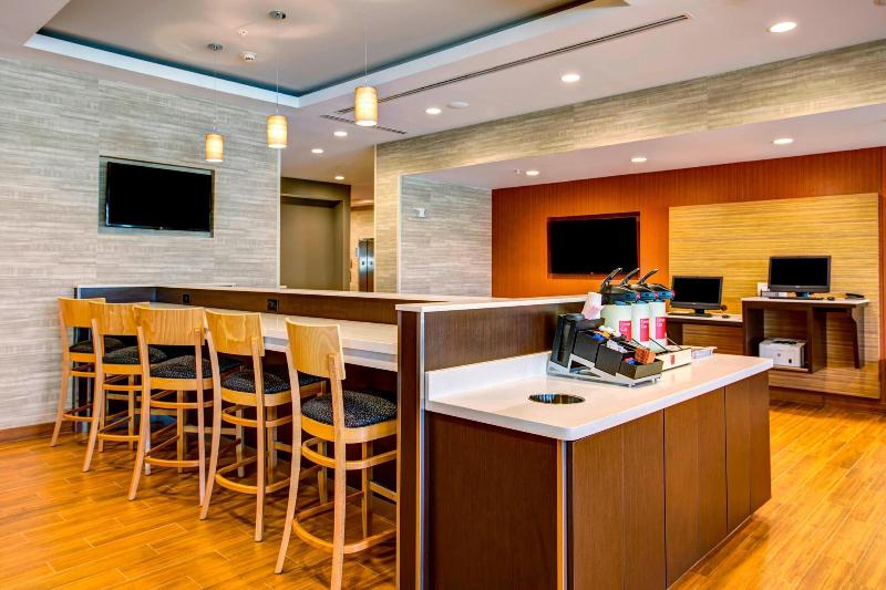 Отель Towneplace Suites By Marriott Big Spring