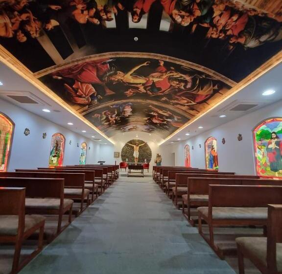 Wyndham Manta Sail Plaza Hotel And Convention Center