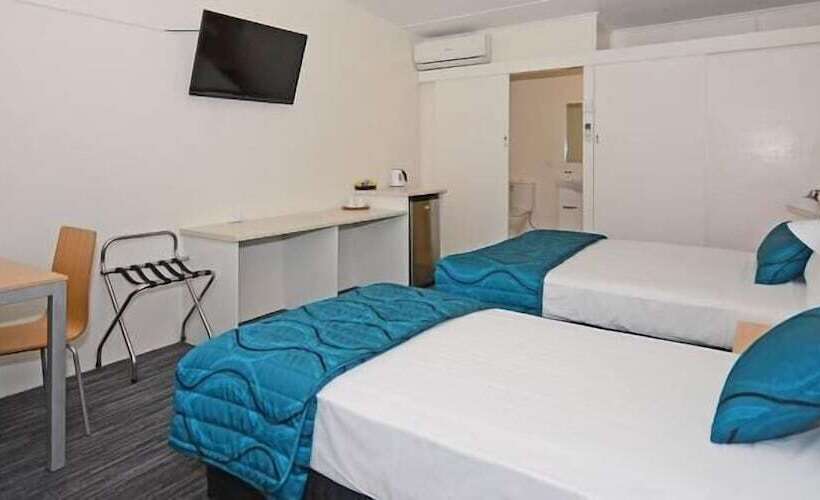 فندق على الطريق Urangan Motor Inn