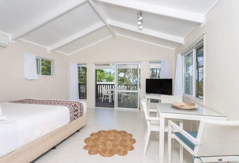 Muri Lagoon View Bungalows  Hillside Bungalow