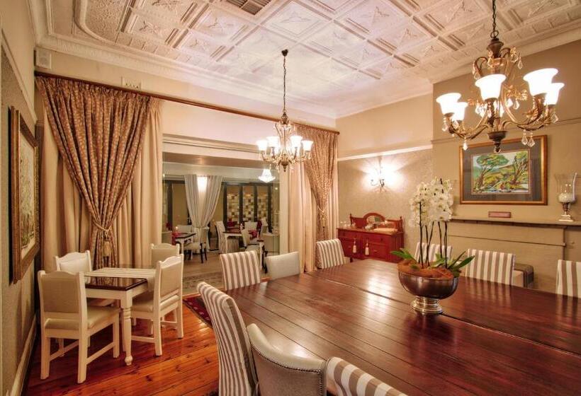 פנסיון Oleander Guest House