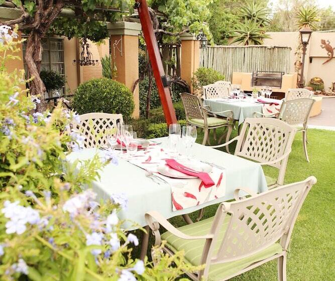 פנסיון Oleander Guest House