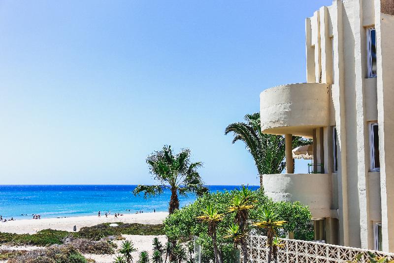 R2 Maryvent Beach Apartments