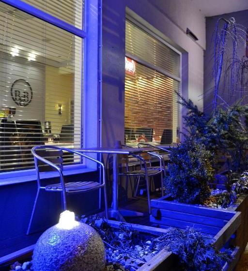 בית מלון כפרי Bed&breakfast Mikunda