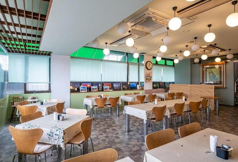 هتل Kawaguchiko Station Inn