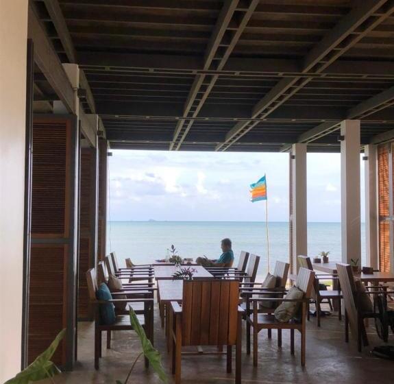 هتل Little Moon Villa