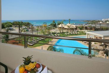 هتل Olympic Bay