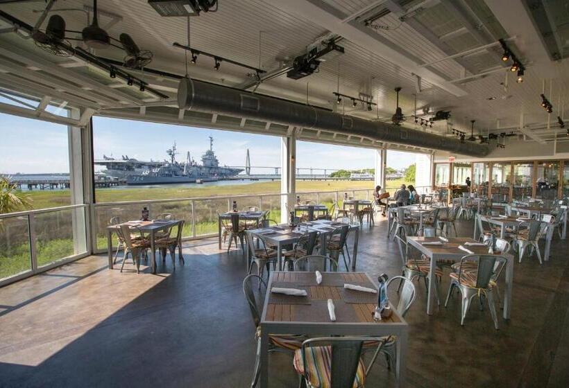 בית מלון כפרי The Beach Club At Charleston Harbor Resort And Marina