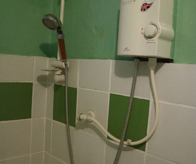 Mainstreet Pension House By Reddoorz