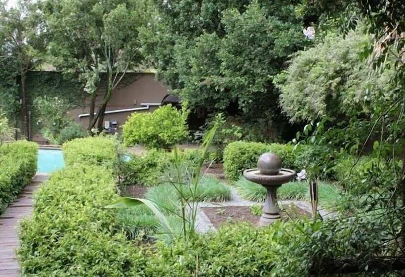 پانسیون Palm Tree Manor