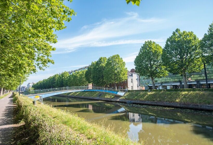 مبيت وإفطار Fred&breakfast