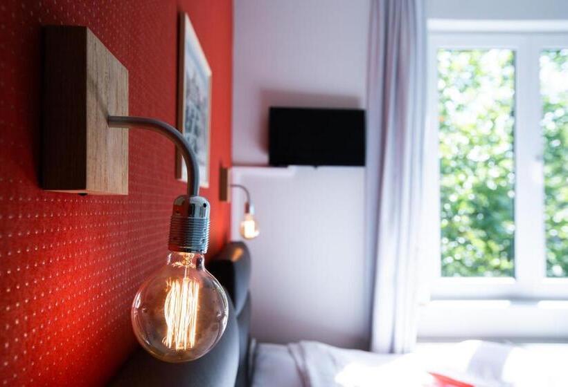 مبيت وإفطار Fred&breakfast