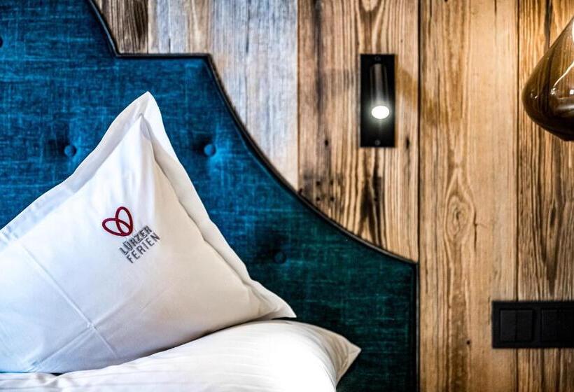 住宿加早餐 Superior Hotel Edelweiss