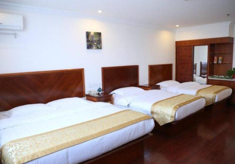 Отель Greentree Inn Jiangsu Taizhou Taidong Railway Station Business