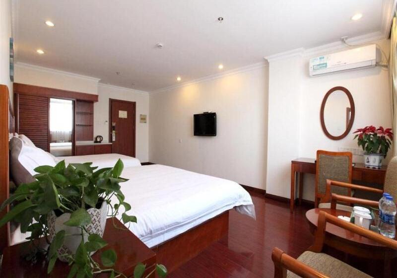 Отель Greentree Inn Jiangsu Taizhou Taidong Railway Station Business