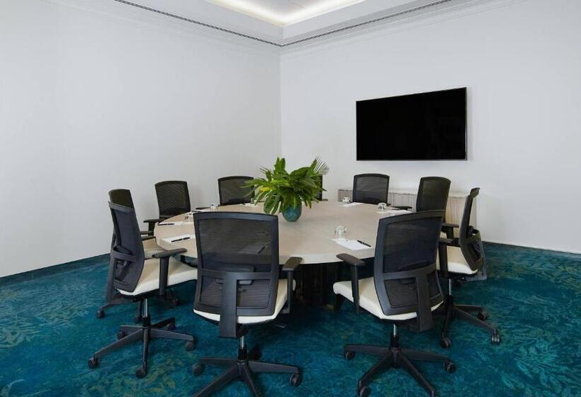 Отель Jw Marriott Gold Coast Resort & Spa