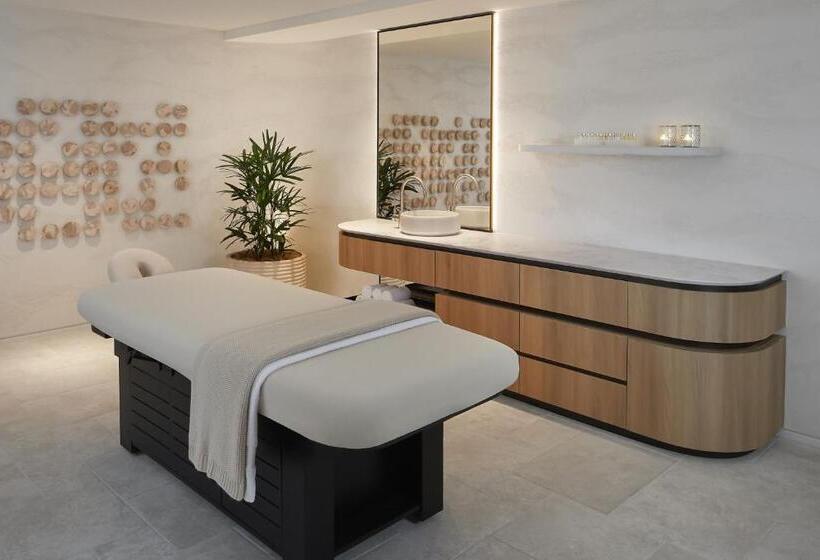 Отель Jw Marriott Gold Coast Resort & Spa