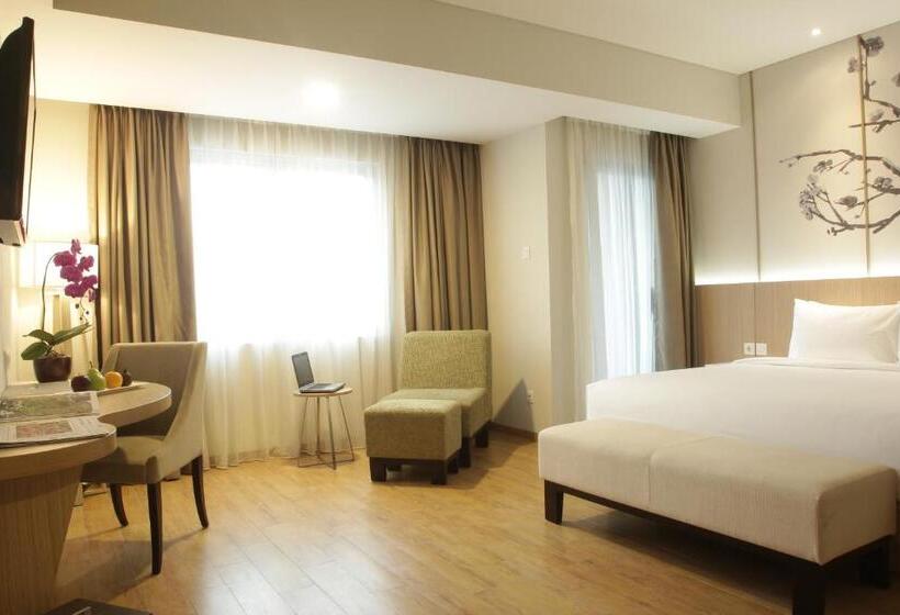 هتل Santika Mega City  Bekasi