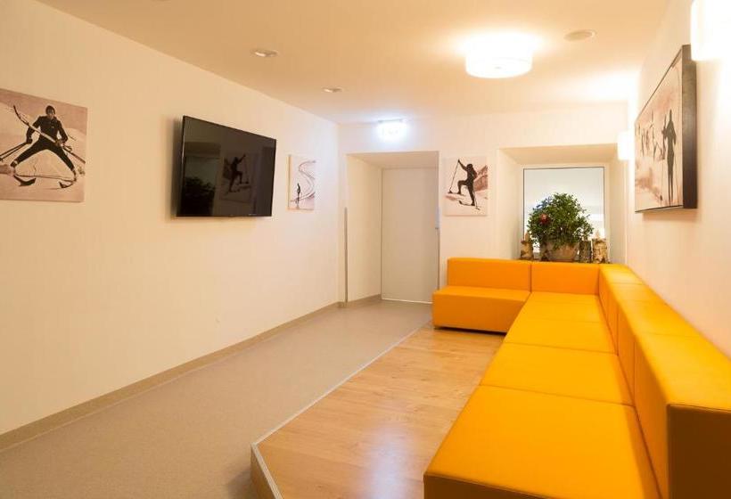 הוסטל Jugendgästehaus Schaidberg