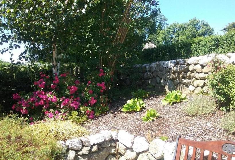 Macreddin Rock Bed & Breakfast