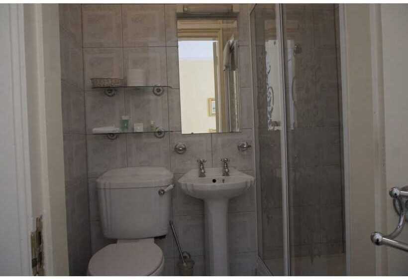 مبيت وإفطار Ivyleigh House