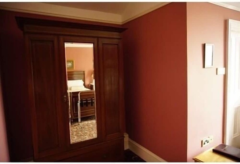 مبيت وإفطار Ivyleigh House